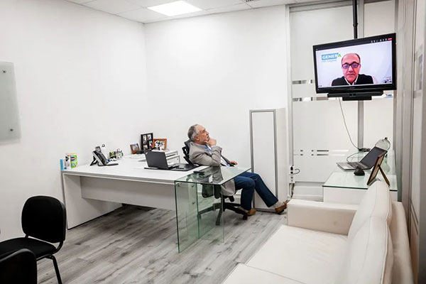 Genera公司使用bose VB1音視頻一體機(jī)開會時的場景 Genera公司使用bose VB1音視頻一體機(jī)開會時的場景